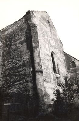 Kloštar Ivanić - Crkva sv. Ivana Krstitelja, glavno pročelje