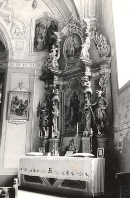 Križ - Župna crkva sv. Križa, pobočni oltar