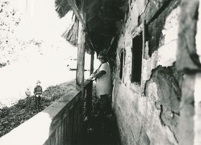 Sršići (Ozalj) - Tradicijska kuća, trijem