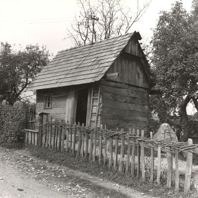 Kozjača - Tradicijska kuća, ulično pročelje