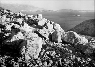 Galun, Grgur, Goli otok
