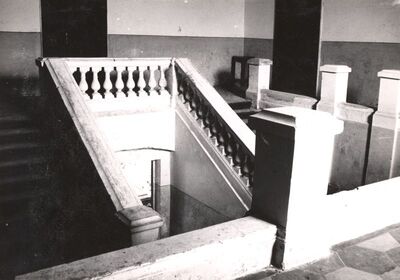 Jakovlje - Dvorac Oršić, stubište