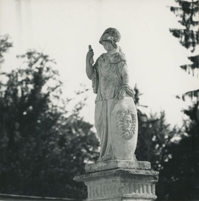 Novi Marof - kip Minerve