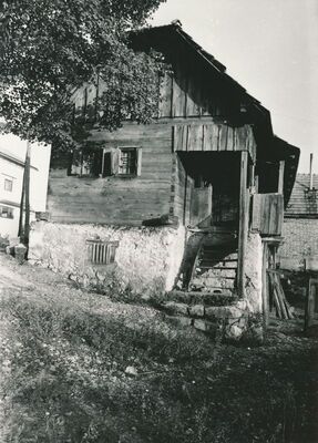 Grandić Breg (Ozalj) - Tradicijska kuća, zabatno pročelje