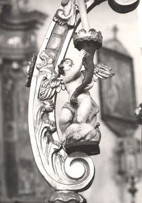 Kloštar Ivanić - Župna crkva Uznesenja Blažene Djevice Marije, detalj procesijske plastike