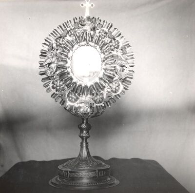 Cerje - Crkva sv. Ivana Evanđelista, monstranca