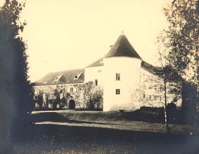 Jastrebarsko - Dvorac Erdődy, glavno i bočno pročelje