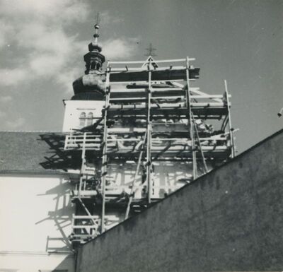 Lepoglava - Župna crkva, zapadno pročelje u skelama