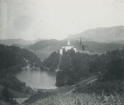 Trakošćan - dvorac, jezero, kupalište