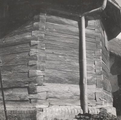 Buševec - Crkva sv. Ivana Krstitelja, detalj apide