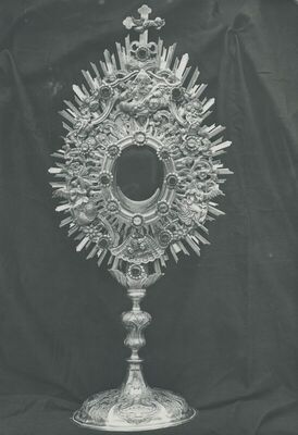 Trški Vrh (Krapina) - Zavjetna crkva Majke Božje Jeruzalemske, liturgijsko posuđe, pokaznica