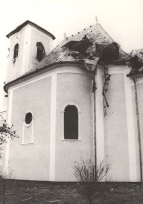 Pokupsko - Crkva Uznesenja Blažene Djevice Marije (sv. Ladislava), devastirano krovište i zvonk