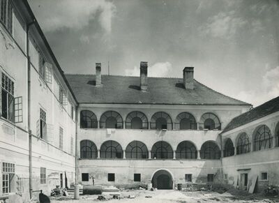 Lobor - Dvorac Keglević, vanjština