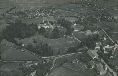Dvorac Donje Oroslavje (Oroslavje), situacija u krajoliku