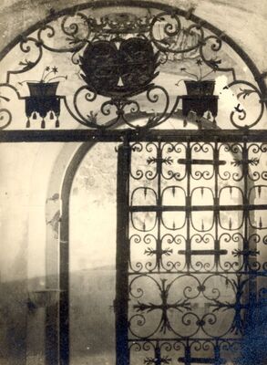 Božjakovina - Kapela sv. Ivana Nepomuka, vrata