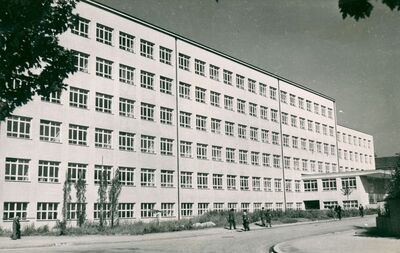 Zagreb - Klaićeva ulica - Tehnički fakultet, glavno pročelje