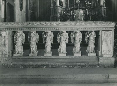 Marčan - Župna crkva sv. Marka, pričesna klupa