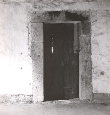 Slavetić - Dvorac Oršić, gotički dovratnik