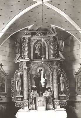 Petrovina - Crkva sv. Petra Apostola, glavni oltar