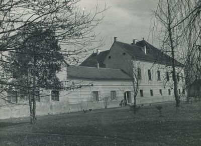 Dvorac Oroslavje Donje (Oroslavje), vanjština