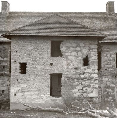 Lučelnica - Dvor Hruševec, detalj pročelja