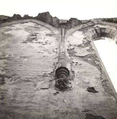 Kloštar Ivanić - Crkva sv. Ivana Krstitelja, gotička konzola