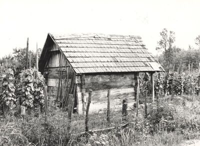 Donji Hruševec - Gospodarska zgrada, "klijet"