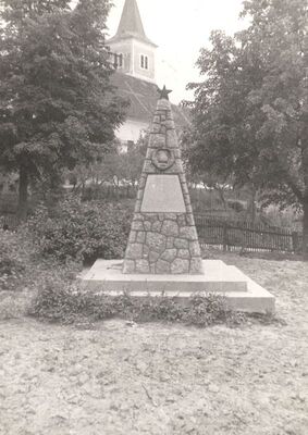 Rakovec - Spomenik NOB-e, total