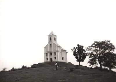 Hrženik - Kapela sv. Ivana Krstitelja, situacija