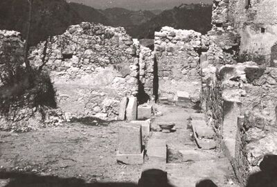 Samobor - Stari grad, gornje dvorište