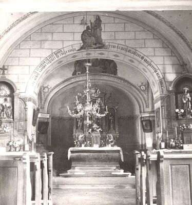 Preseka - Župna crkva sv. Petra apostola, svetište