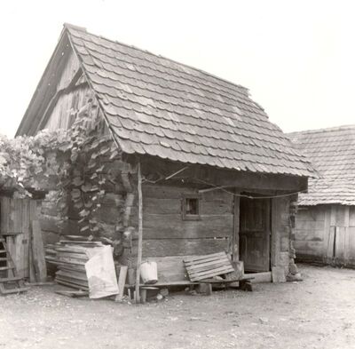 Kuče - Tradicijska drvena prizemnica, vanjština