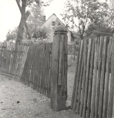 Drenje Šćitarjevsko - Stup ograde