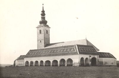 Komin - Crkva sv. Tri kralja, total