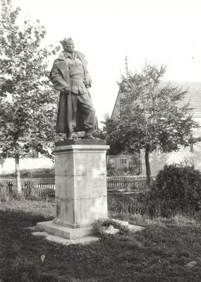 Dubrava - Spomenik NOB-e