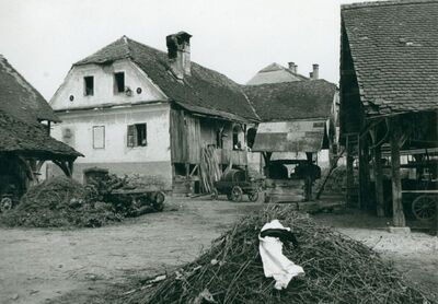 Krašić - Tradicijsko dvorište