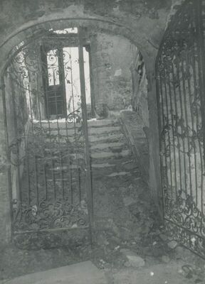 Dvorac Oroslavje Gornje (Oroslavje), unutrašnjost, ruševina