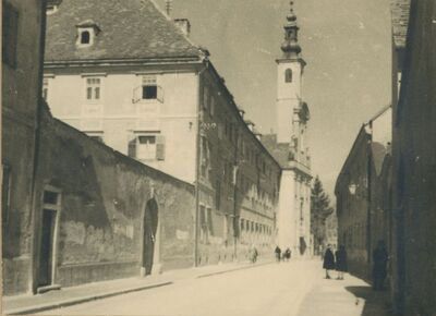 Varaždin - Uršulinski samostan, crkva, pročelje