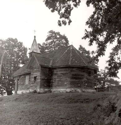 Lukinić Brdo - Kapela sv. Ivana Krstitelja, istočno pročelje