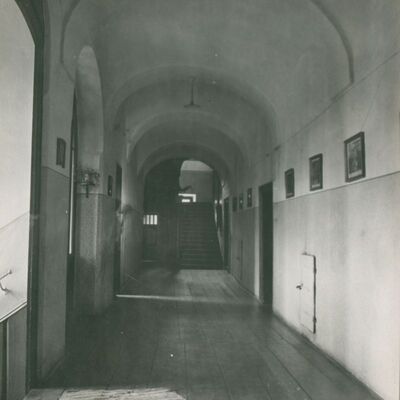 Lovrečina - Dvorac Lovrečina, hodnik prizemlja