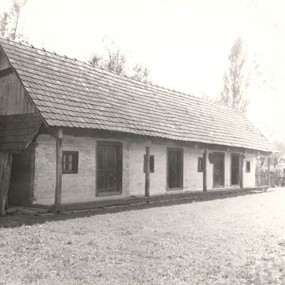 Ribnica - Tradicijske kuća, ulazno pročelje