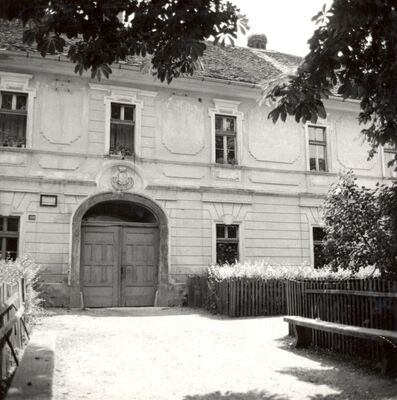 Cvetković - Zgrada Viječnice, glavno pročelje