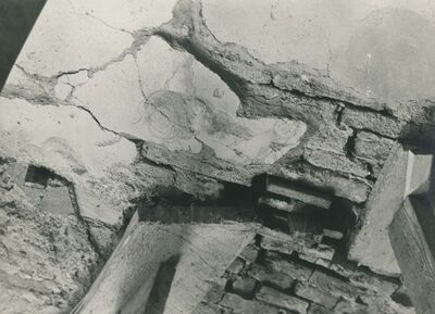 Lepoglava - Bivša pavlinska crkva sv. Marije, detalj velikog oštećenja na svodu