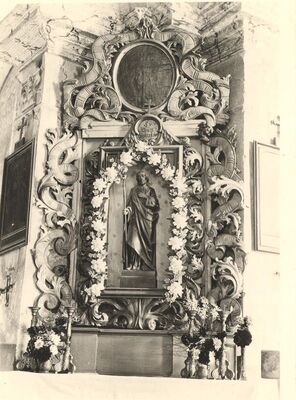 Dubrava - Župna crkva sv. Križa, oltar