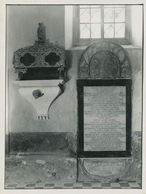 Lepoglava - Župna crkva, nadgrobni spomenik