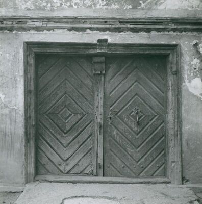 Vukovina - Kurija Alapić, vrata istočnog pročelja