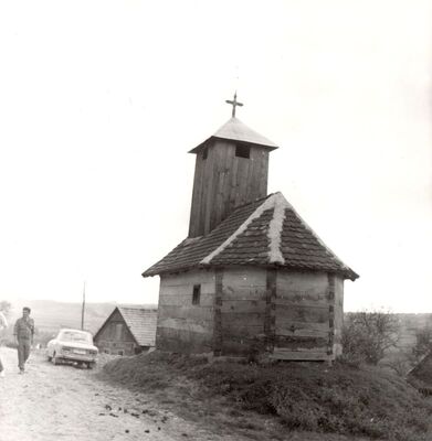 Lijevi Štefanki - Kapela sv. Križa, vanjština