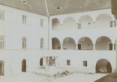 Lobor - Dvorac Keglevića, vanjština, detalj