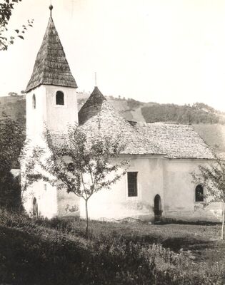 Kostel (Pregrada) - Kapela Trpećeg Isusa, bočno pročelje