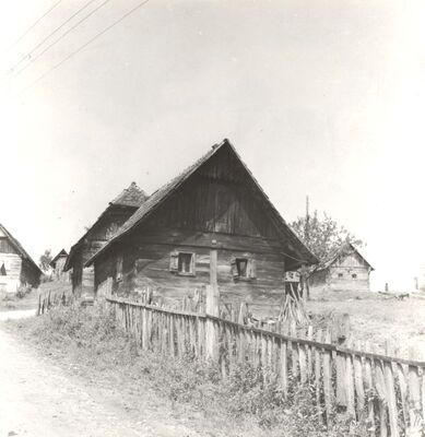 Bukovčak - Tradicijska kuća, zabatno pročelje